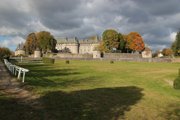 Hippodrome et chateau de Pompadour.