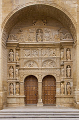 Fototapeta na wymiar Kościół Świętego Tomasza Apostoła w Haro