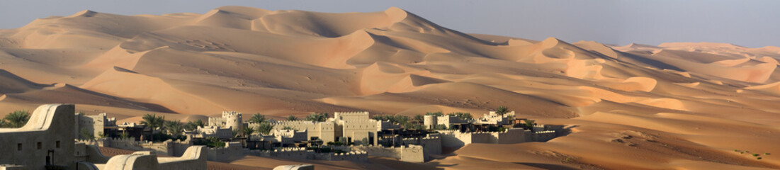 Naklejka premium Desert Dune of Abu Dhabi