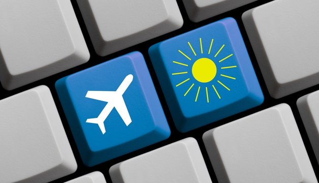 Flug buchen und ab in die Sonne!