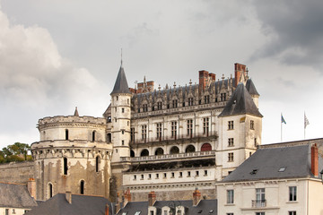 Fototapeta na wymiar castle of a valley of the river Loire. France. Amboise castle