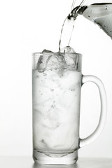 水