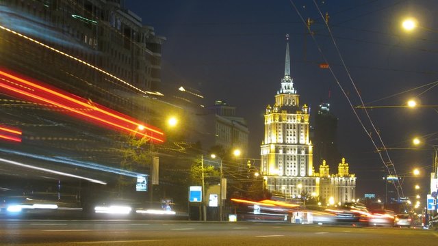 Cars go on night street