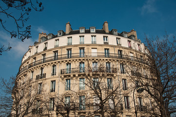 immeuble parisien forme arrondie