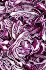 Obraz premium freshly cut red cabbage