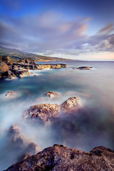 Littoral réunionnais au crépuscule