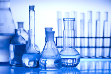 Chemical laboratory glassware equipment