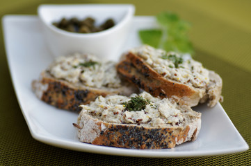 toast de rillettes de maquereau 3