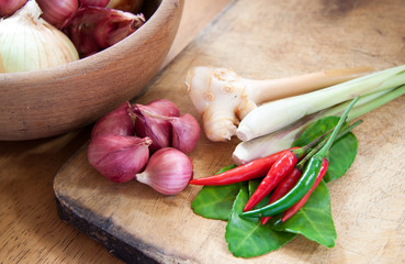 asian hot and spicy food ingredient with onions bowl