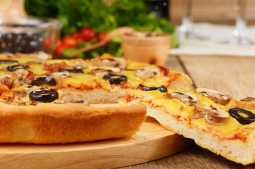 Mushroom pizza