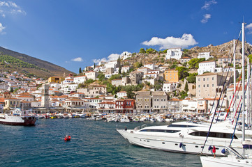 Fototapeta na wymiar Harbour of Hydra island. Greece.