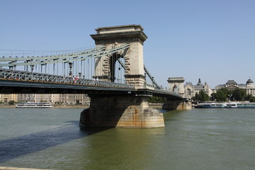 Obraz premium Budapest - Kettenbrücke
