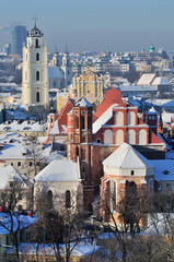 Obraz premium Vilnius old town cityscape, winter morning