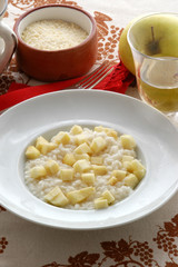 Rice with apples