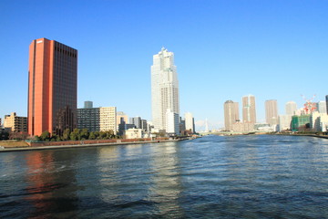 Fototapeta na wymiar Sumida Rzeka w Tokio