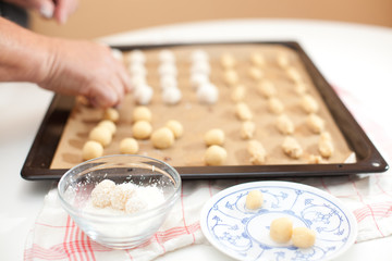 verschiedne Plätzchen auf Backblech