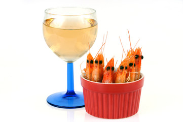 Crevettes et vin blanc