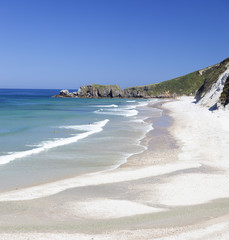 Playa de San Antolín (Asturias) © Ana Tramont