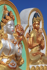 Fototapeta premium Скульптуры Богини Белая Тара и Буд