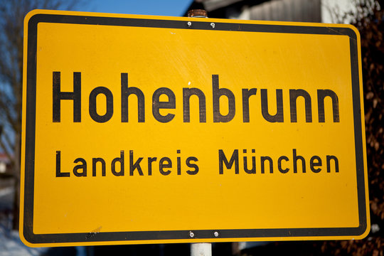 Ortstafel Hohenbrunn
