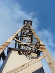 Lattice pole base view