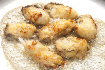 牡蠣のバター炒め