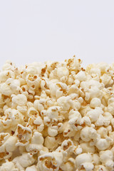 白バックに沢山のポップコーン