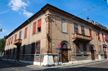 Alleyway. Ferrara. Emilia-Romagna. Italy.