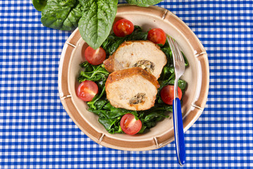 Spinat mit Fleischroulade