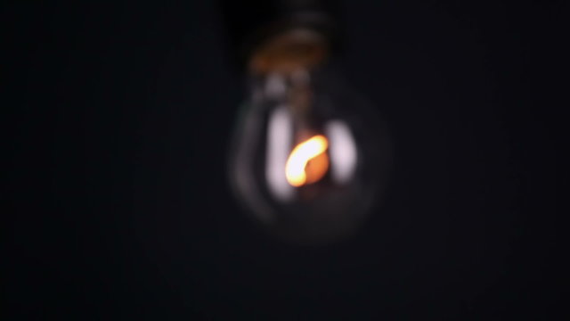 Burning bulb shaking with delay