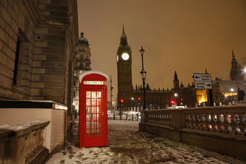 Fototapeta na wymiar London Telefon Booth i Big Ben