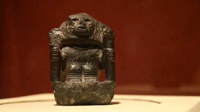 Tonfigur, Huaco, Peru