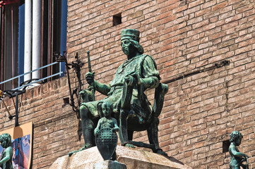 Bronze statue. City Hall. Ferrara. Emilia-Romagna. Italy.