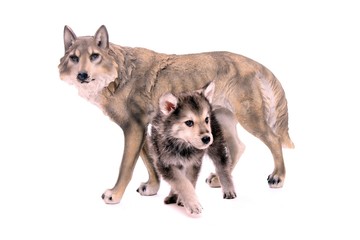 Wolfshund Welpe mit Wolfsfigur