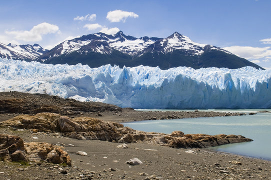 view of the glacier Perito Moreno