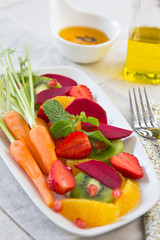 Super salad [Strawberry,kiwi,beet,orange]