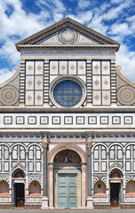 Fototapeta premium Facade of Basilica di Santa Maria Novella in Florence, Italy