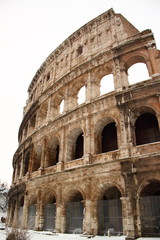 Obraz premium The Coliseum covered by snow