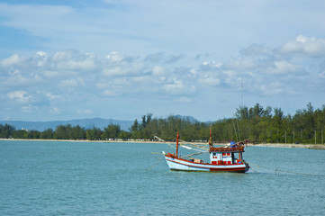 Fototapeta na wymiar Fishing boat thai.