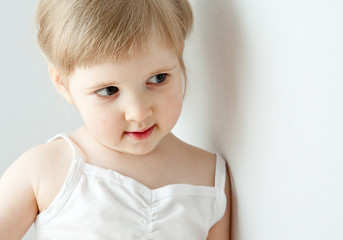 Naklejka premium The portrait of little girl