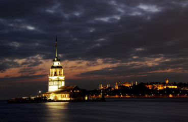Fototapeta premium Kız Kulesi Gece