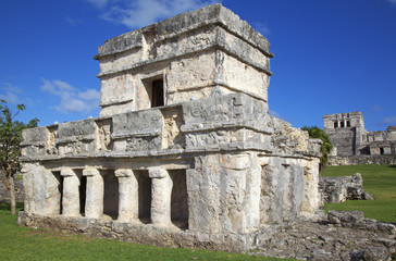 Fototapeta na wymiar Ruiny Majów w Tulum, Meksyk