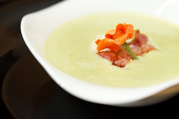 cream soup with bacon