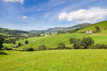 Fototapeta premium Cantabria landscape, great valley with little towns and farms