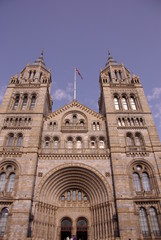 Fototapeta na wymiar The Waterhouse building in London in England