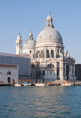 Fototapeta na wymiar Kościół na Canal Grande Wenecja Włochy