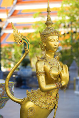 Kinnaree,Golden Angel, Wat Pra Kaeo, Thailand © bennnn