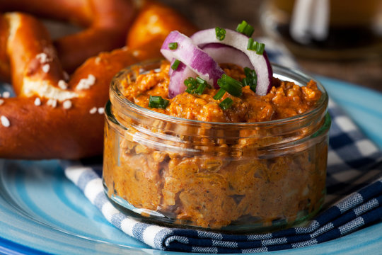 Bayerische Obatzer in einem Glas