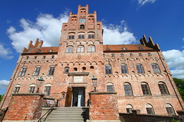 beautiful castle of Egeskov, Denmark © mary416
