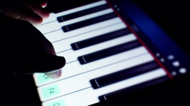 Tablet keyboard 12